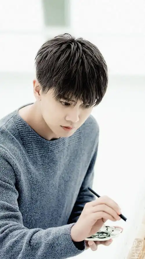 分享珍藏的壁纸,快来看帅哥