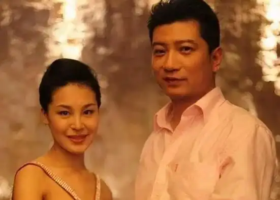 王启年田雨隐藏12年的妻子竟是熟悉的她难怪出道多年0绯闻