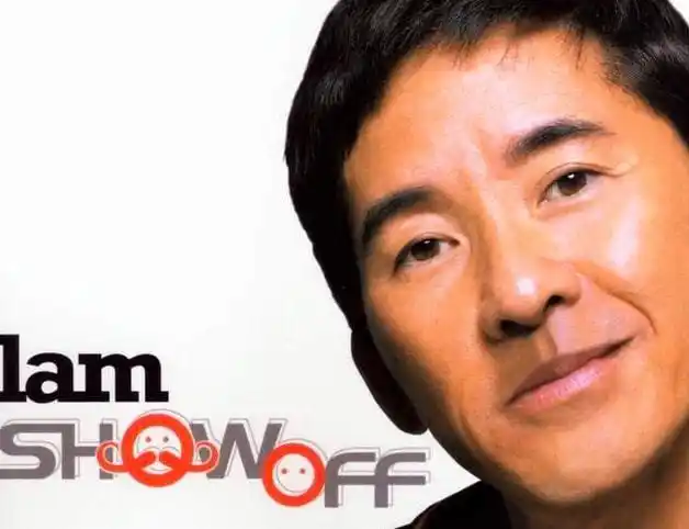 实力歌手林子祥曾经在乐坛红极一时却因感情跌落神坛