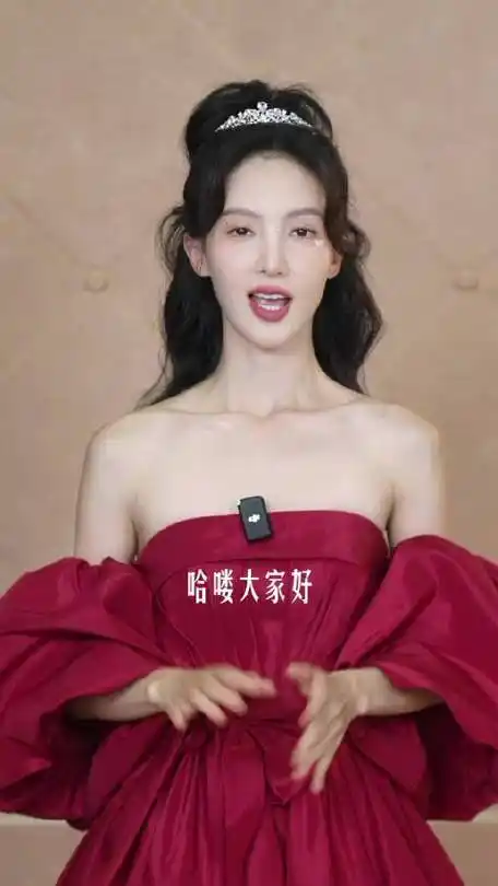 海马体童话季代言人金晨喊你一起来童话小镇,开启梦幻童话旅程