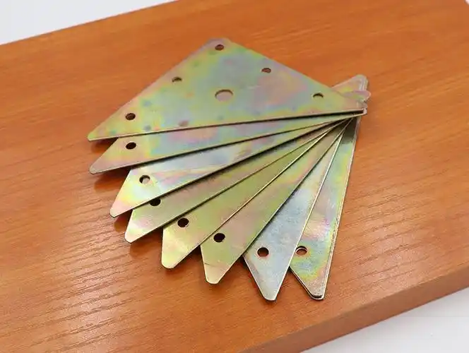 萨利纳 三角铁片三角平面(浴室柜)桌椅子固定连接片床架连接