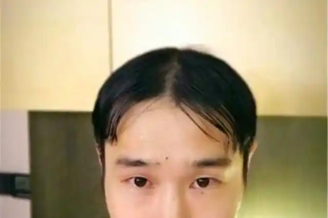 同样是中分头型朱一龙帅气蔡徐坤漫画感最后一个被骂惨