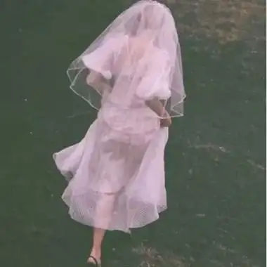 披头纱女生头像个性