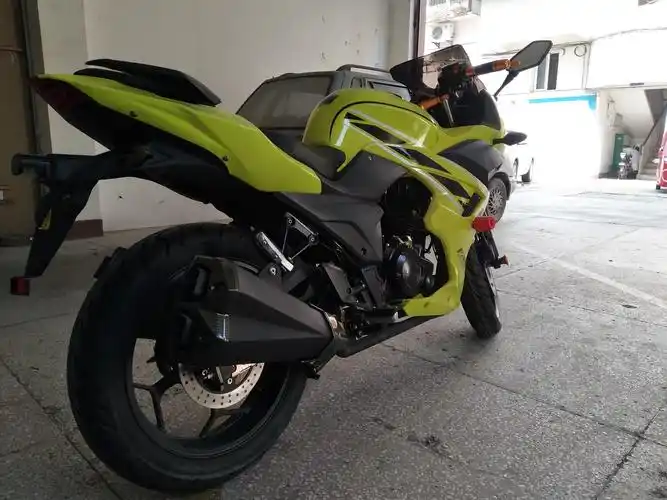 2018630忍痛出售几乎全新地平线250cc摩托车