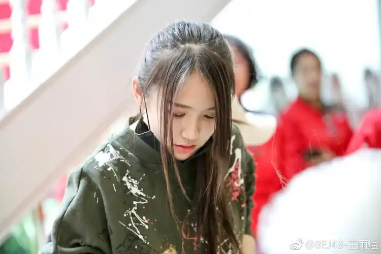 bej48-王雨煊 自拍不够先凑个返图