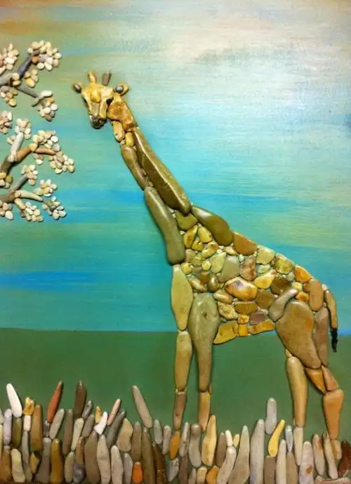 25张沙滩石头造型艺术作品欣赏