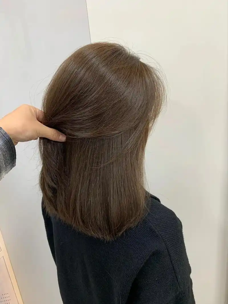 一个超显白的蜜茶棕色