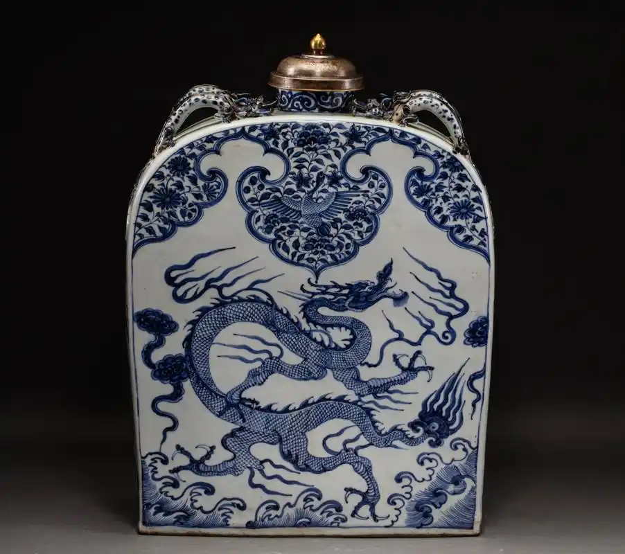 元青花龙纹扁瓶