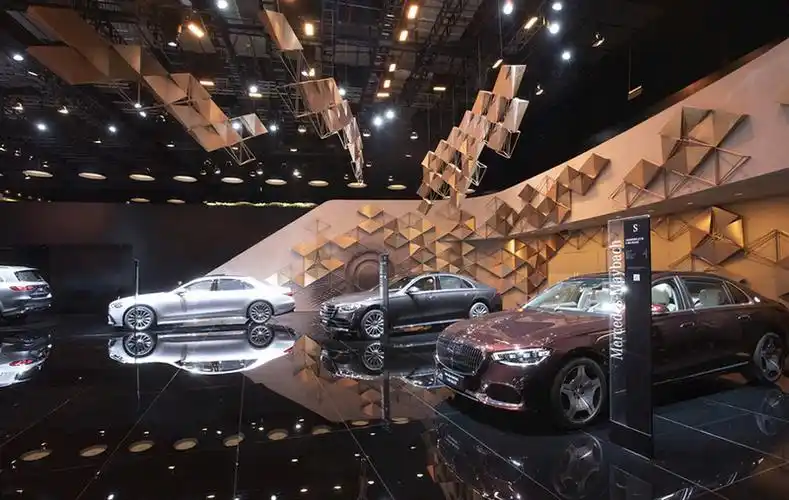 车展展厅展台室内设计案例效果图