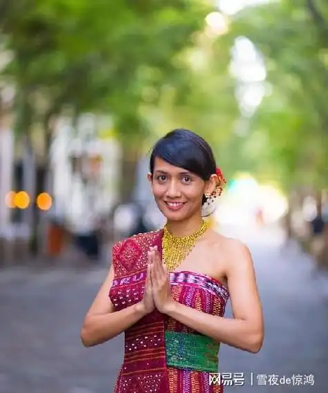 华裔马来西亚人解释为何马来西亚华人在国外自称是中国人