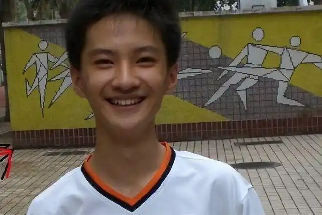 快乐星球丁凯乐巅峰时退圈出国深造29岁家庭事业双丰收