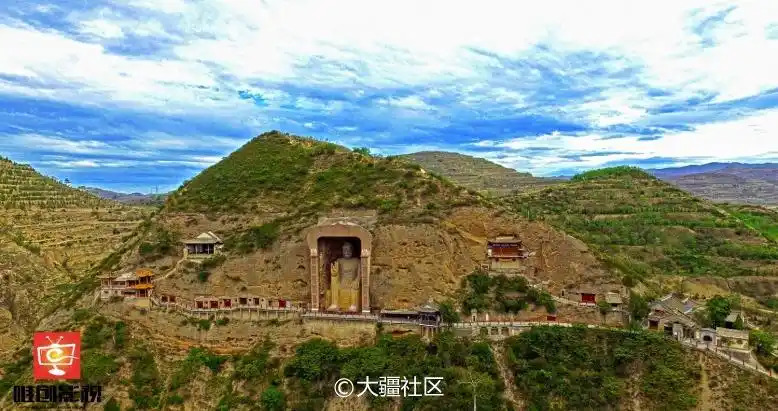 天水大象山石窟