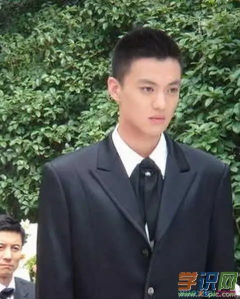 男生卡尺短发发型图片