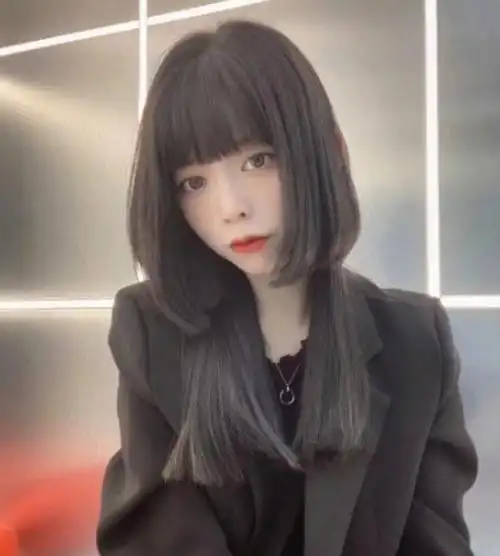 最近水母头真的是风靡一时.