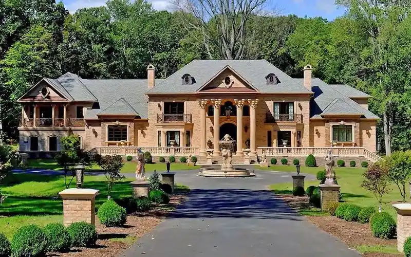 弗吉尼亚州奢华欧式庄园别墅,经典的欧式装修设计,重温文艺复兴时期的