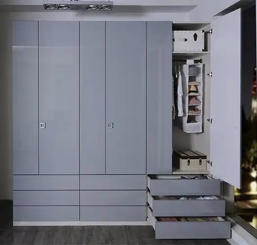 沃根8090衣柜图片 灰色空间系列衣柜效果图