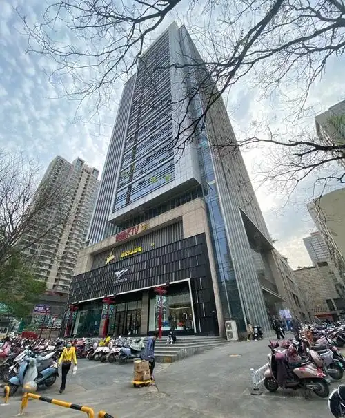 【12图】升龙国际90平 二加一 带家具 中央空调 可注册 民用水电,郑州