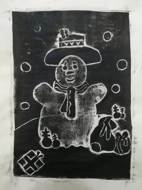 今年暑假孩子们的纸版画作品