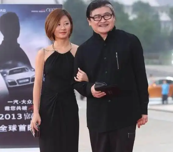 纪实刘欢和妻子相识9天就求婚患病后妻子不离不弃