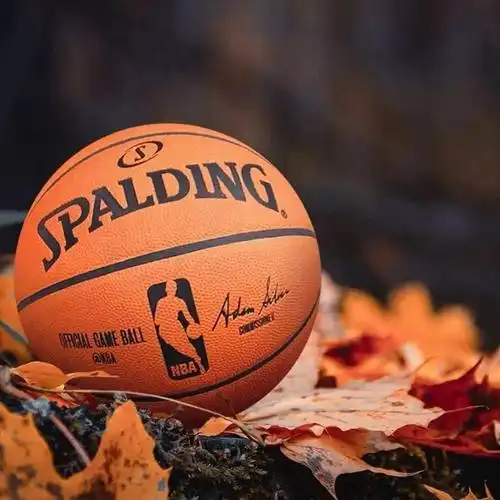 篮球壁纸聊天朋友圈背景最美篮球场