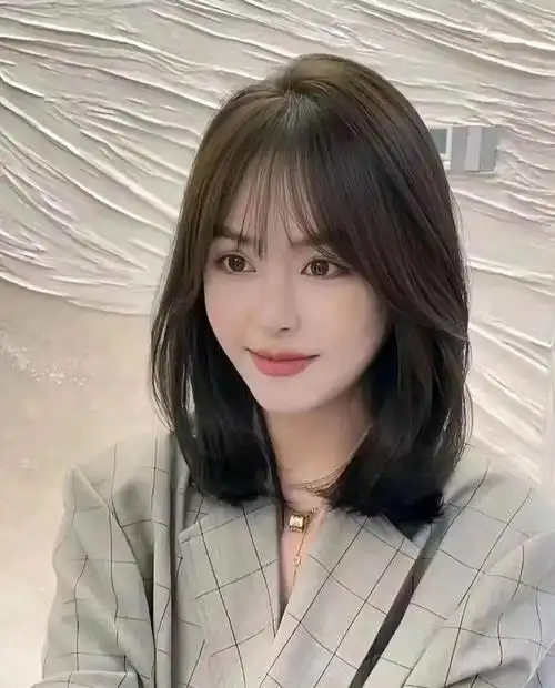 想美还得是锁骨发,瘦脸时尚美美哒|发型|卷发|圆脸|直发|方脸_网易