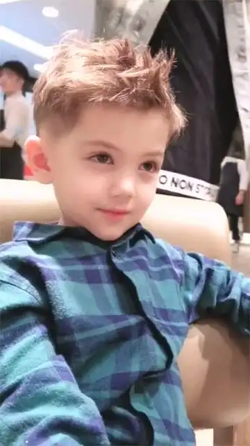 中英混血小王子,简直帅爆了,这是要迷倒多少小迷妹