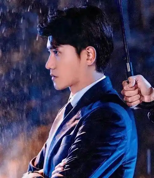 《阳光之下》观后人物影评