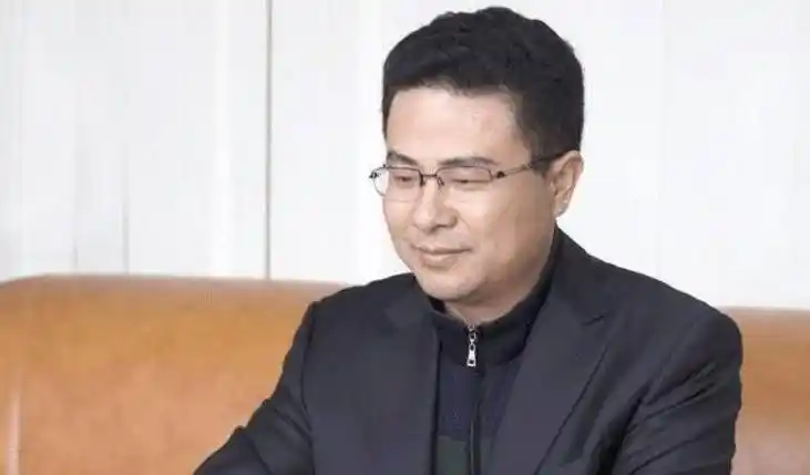 纪晓波:闯荡澳门成亿万富豪,女星为他生4子,金立老板上门送钱_赌场