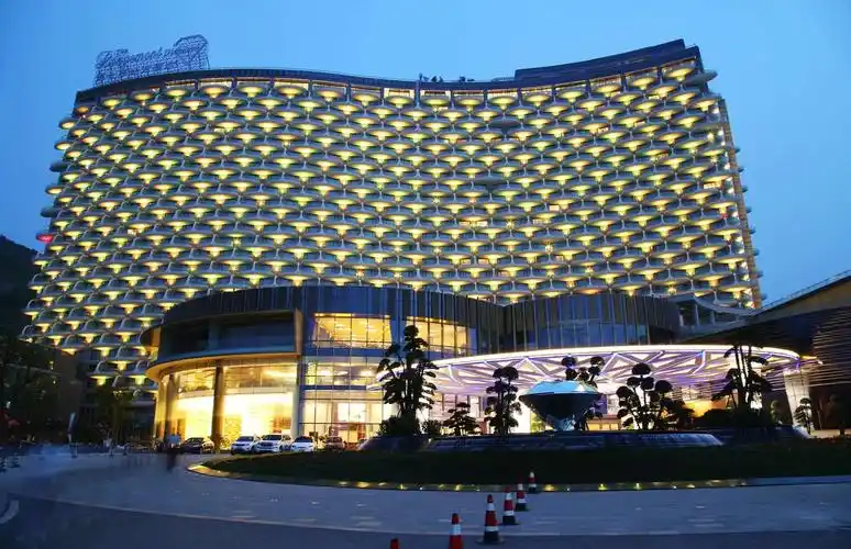 龙之梦《钻石大酒店》夜景欣赏