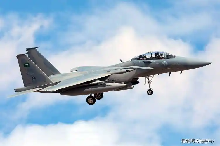 原创中东石油大舞台先进战机的角逐地阵风台风f15轮番上场