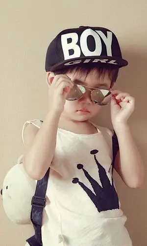 帅帅小男孩,高清图片,手机锁屏桌面-壁纸族