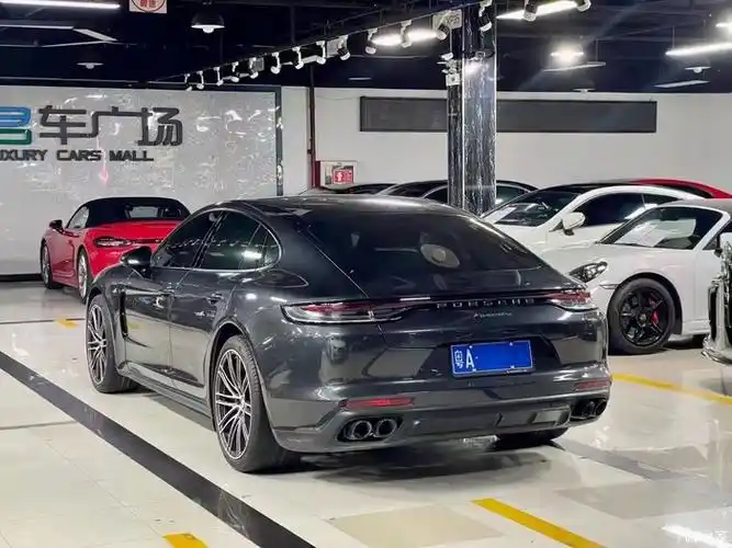 21款保时捷帕拉梅拉29t21年上牌行驶4万多公里配