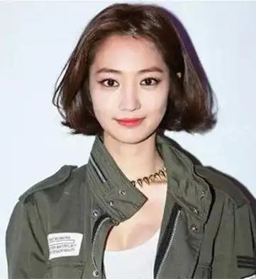 方脸女生中分齐肩中短发发型百科知识