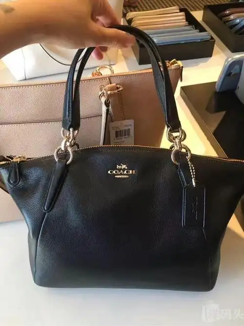 蔻驰女包_蔻驰女包经典款