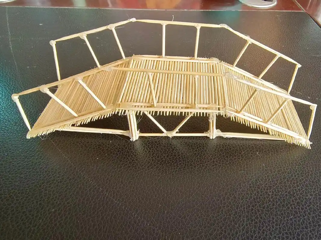 数学节—制作牙签桥