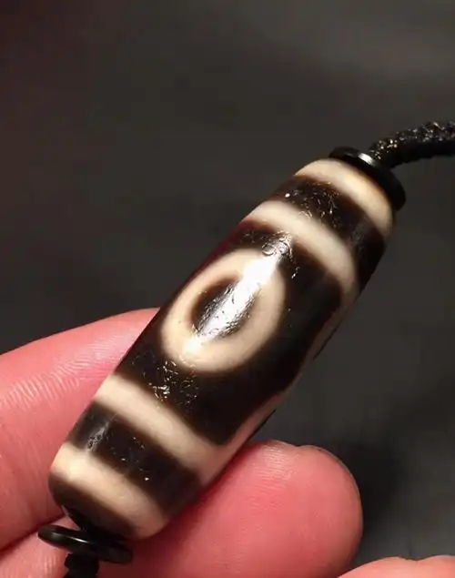 现代高仿天珠的小知识,不要再一直执迷不悟了