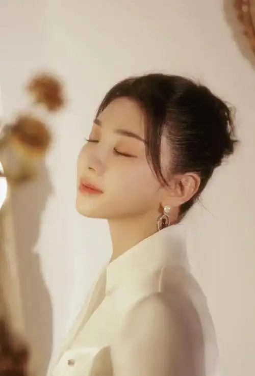 starincigalong#  黄奕超话in#cigalong#x 敦煌博物馆  母子虎巴洛克