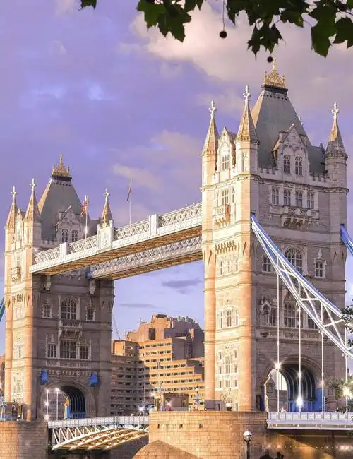 伦敦塔建筑迷人风光1366x768分辨率查看