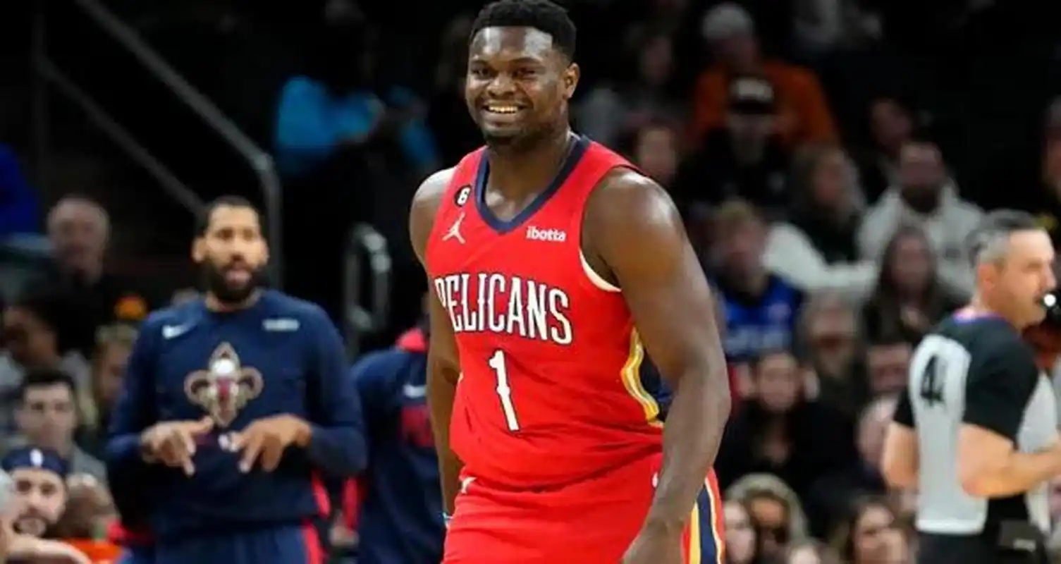 锡安·威廉姆森 (zion williamson) 说,他的身体感觉很好,当他感觉"又