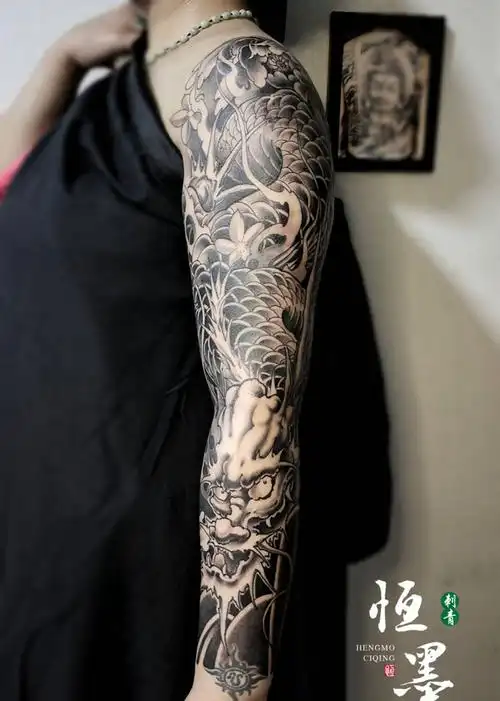 牡丹龙花臂纹身图片手臂新传统纹身图案