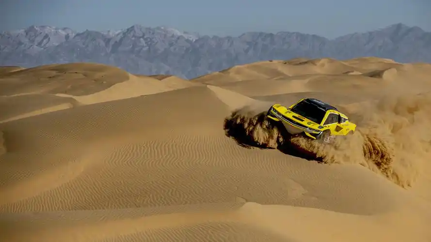 活着是根本,完赛即胜利!吉利甲醇动力赛车挑战2019年达喀尔!