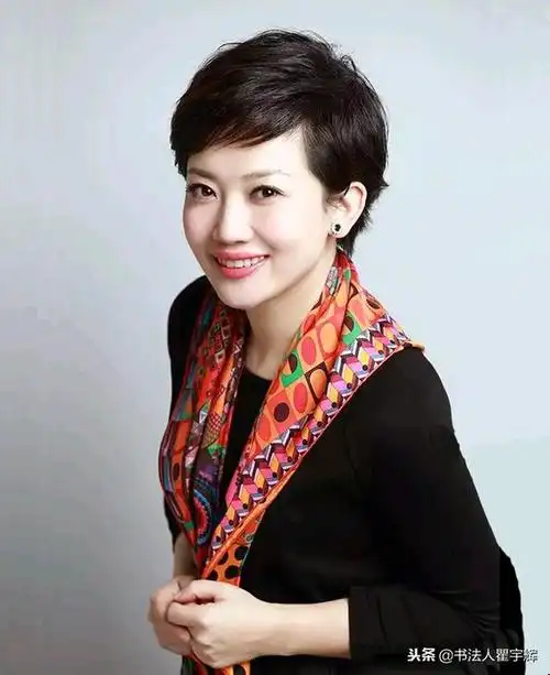 品端貌美,韵润慧灵,男人们的梦中女神,王端端13张美照欣赏