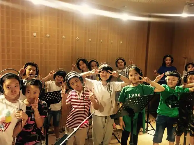 "童心向党"天津市少年儿童喜迎十九大歌咏大会