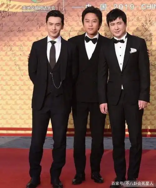 明星同框身高对比:鞠婧祎曾说自己162,黄晓明比周润发矮