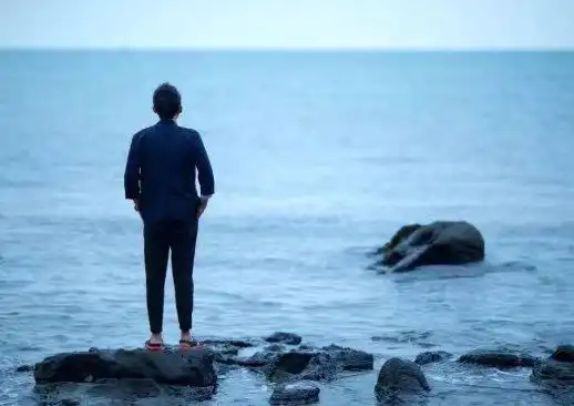 【朗诵】《 绝           响 》作者:残困生流放的背影孤星难眠曾几