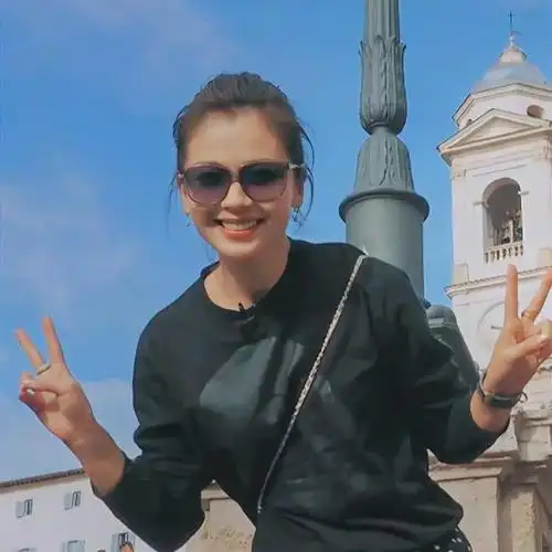 刘涛高调晒出一张自拍照时隔10年再次参加综艺花儿与少年