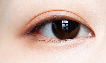 i>女 /i> i>孩 /i>眼睛干净清澈的眼神