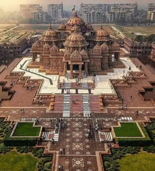 阿克沙德姆是印度首都德里的座印度教寺庙建筑群"阿克沙姆"指的是上帝