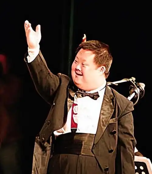 回顾智商3岁天才指挥家舟舟繁华逝去谎言过后又是怎样的人生