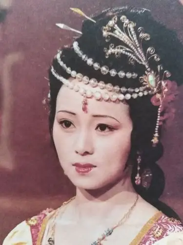 皇帝的一道圣旨,让贾敬的葬礼比秦可卿更风光